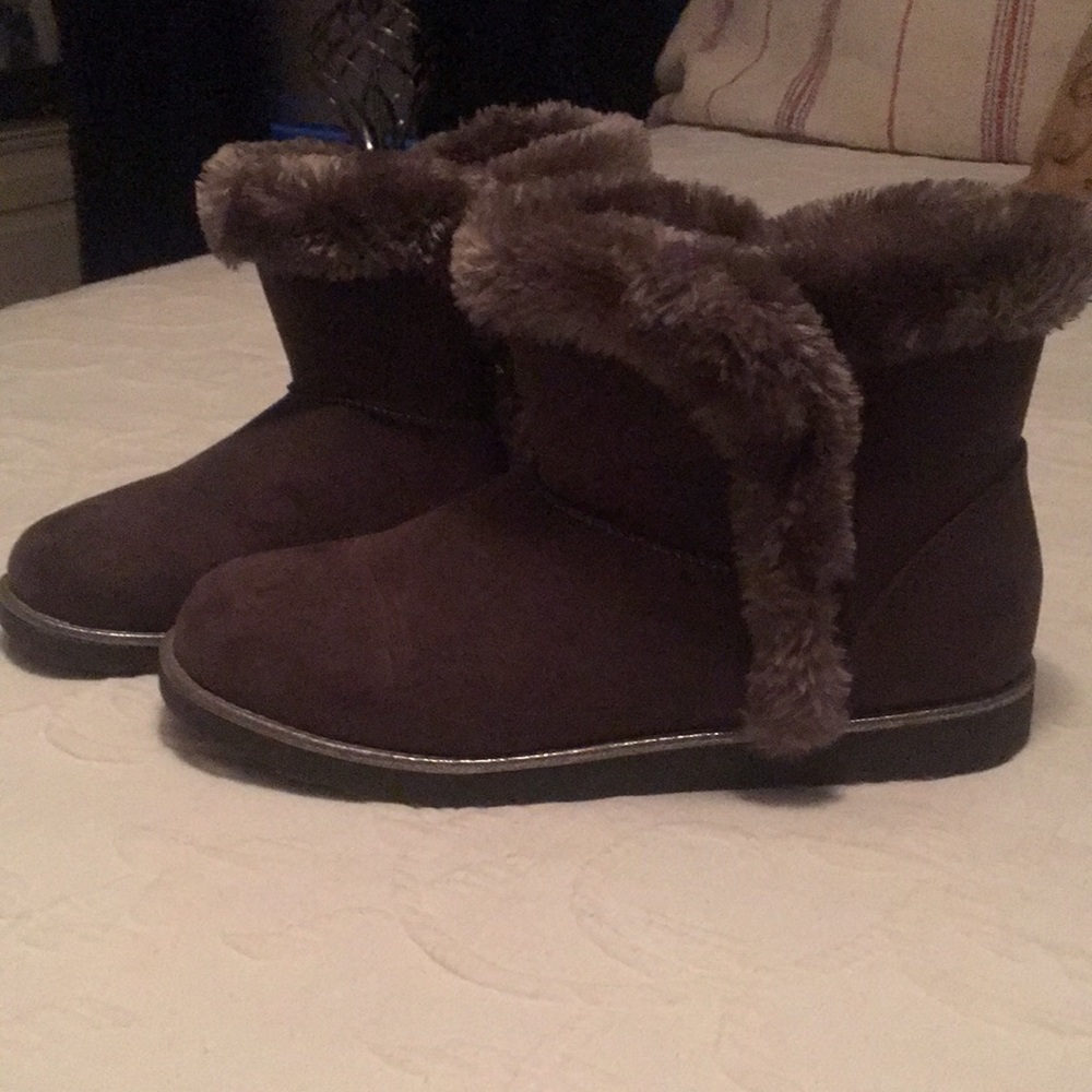 Fuzzy ankle boots. Size 10